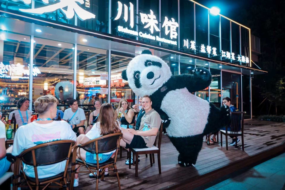 审核, 别精美, 个优质商业