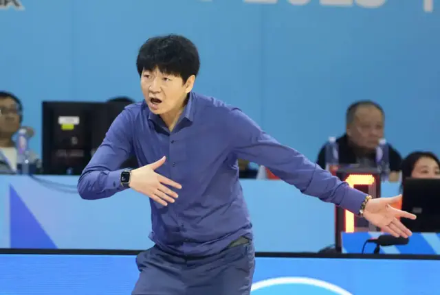 原本他是球