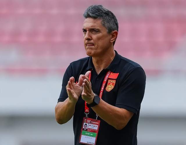 过去几年, 村健一带队, 是塞尔维亚